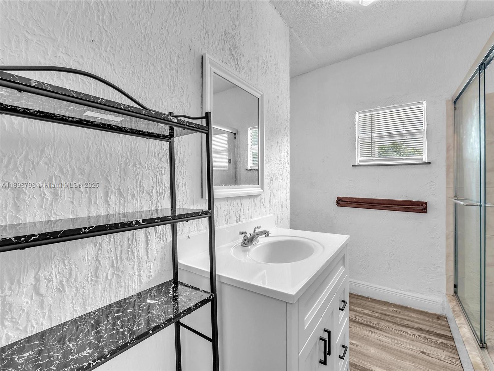 HOLLYWOOD SOUTH SIDE ADD - Residential Income