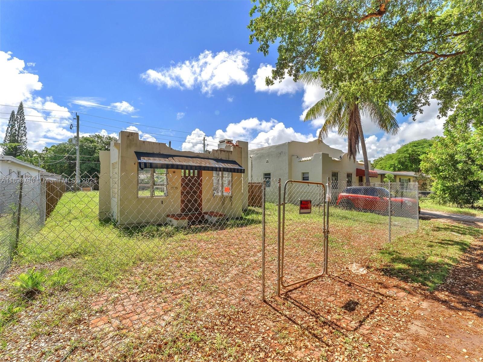 HOLLYWOOD SOUTH SIDE ADD - Residential Income