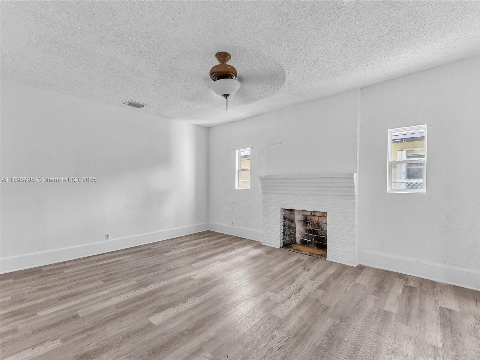 HOLLYWOOD SOUTH SIDE ADD - Residential Income