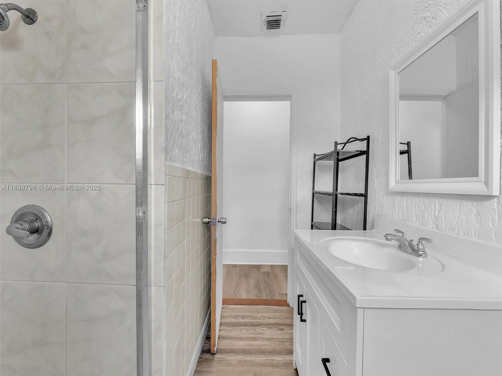 HOLLYWOOD SOUTH SIDE ADD - Residential Income