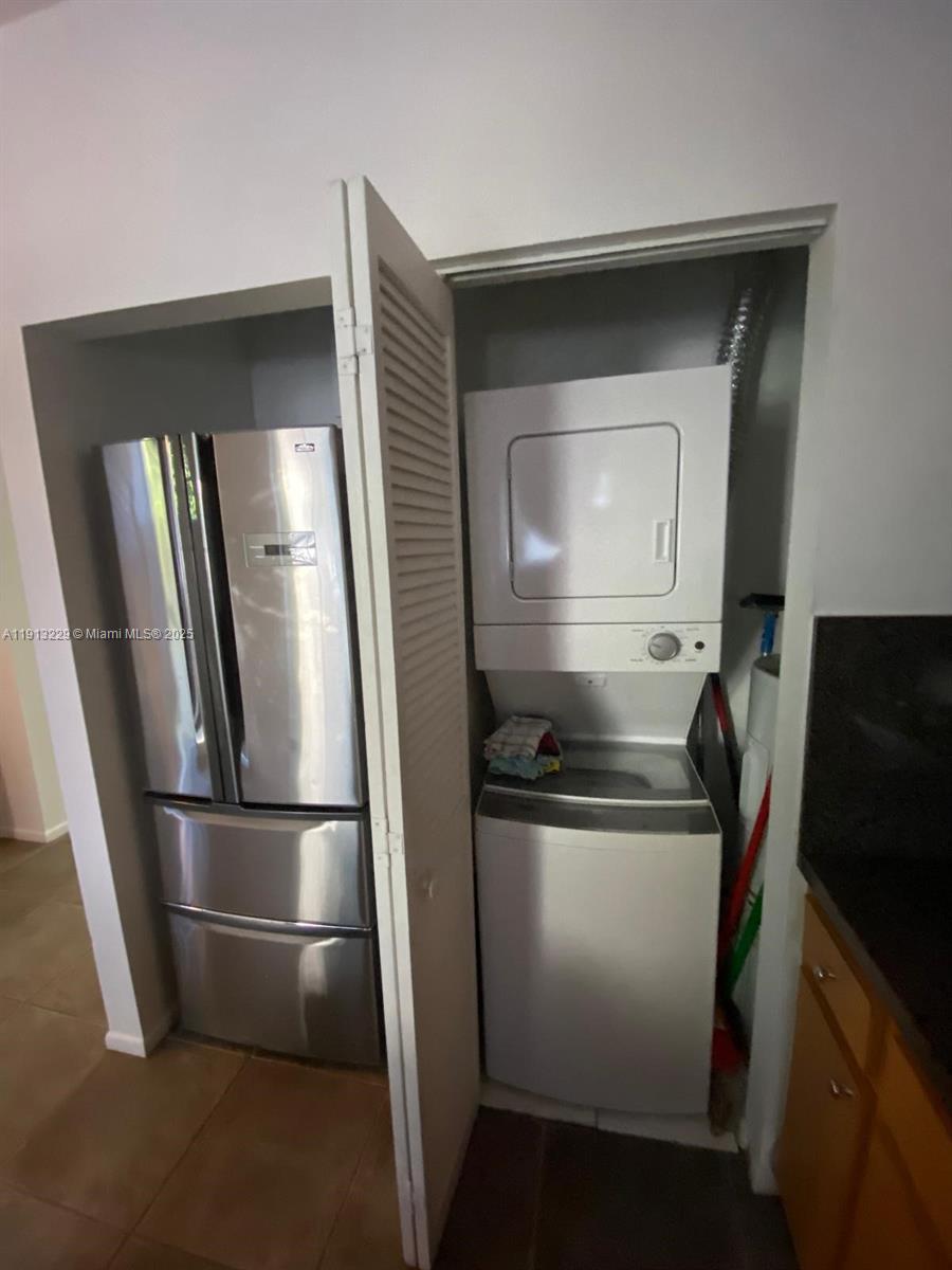 1525 PENNSYLVANIA CONDO - Residential Lease