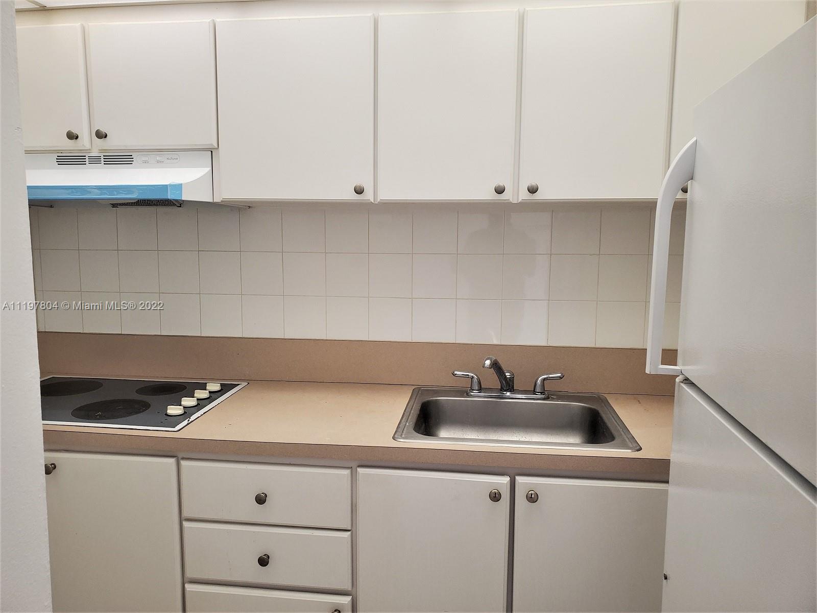 MIRADOR 1000 CONDO - Residential Lease