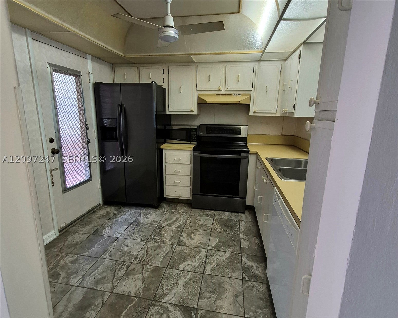 403 NW 68th Ave 309, Plantation FL 33317