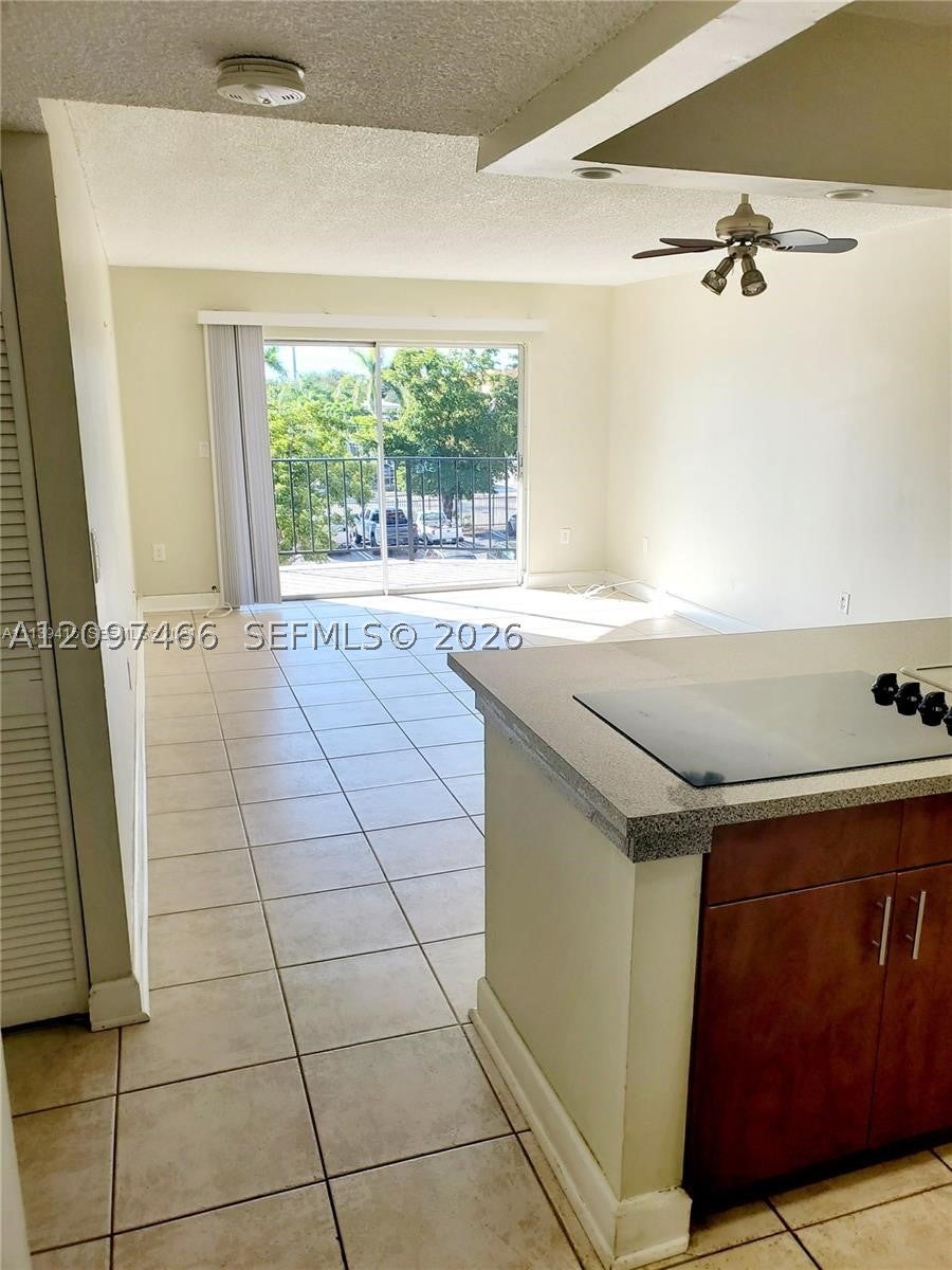 5199 NW 7th St 302