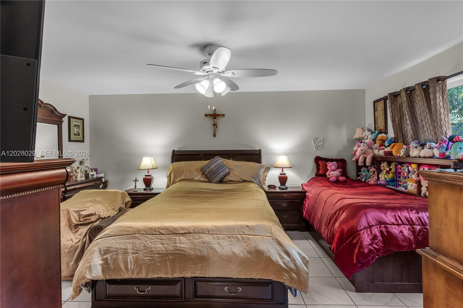 MEADOW WOOD MANOR SEC 6 - Residential