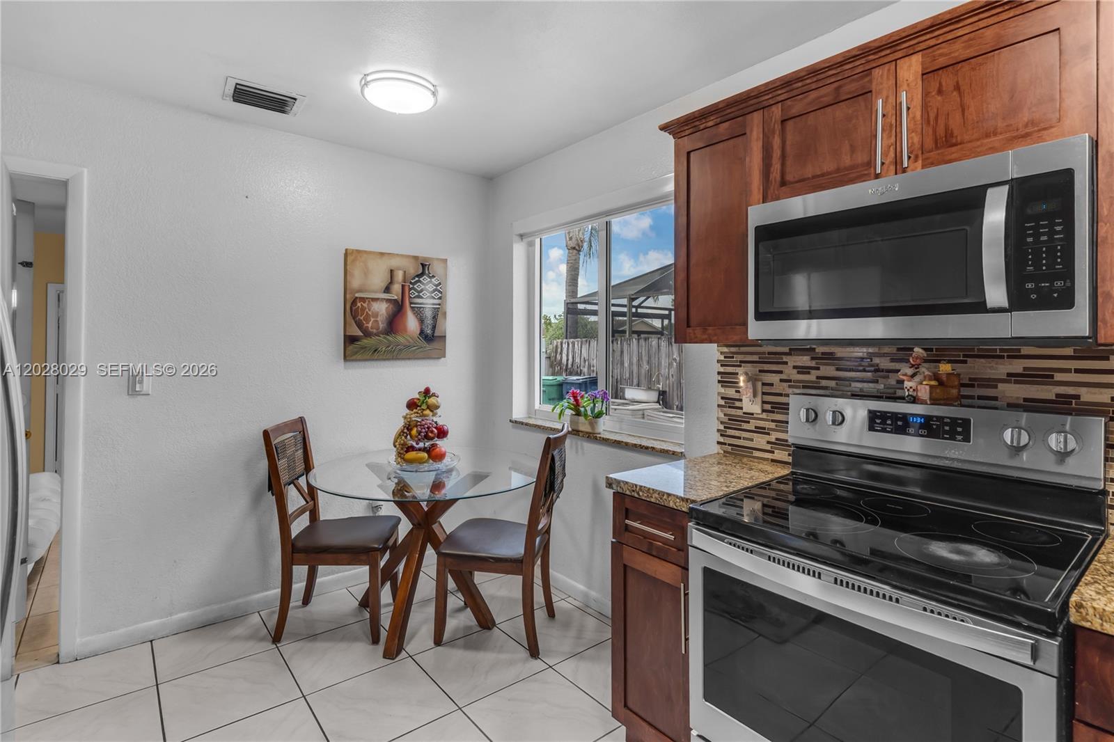 MEADOW WOOD MANOR SEC 6 - Residential