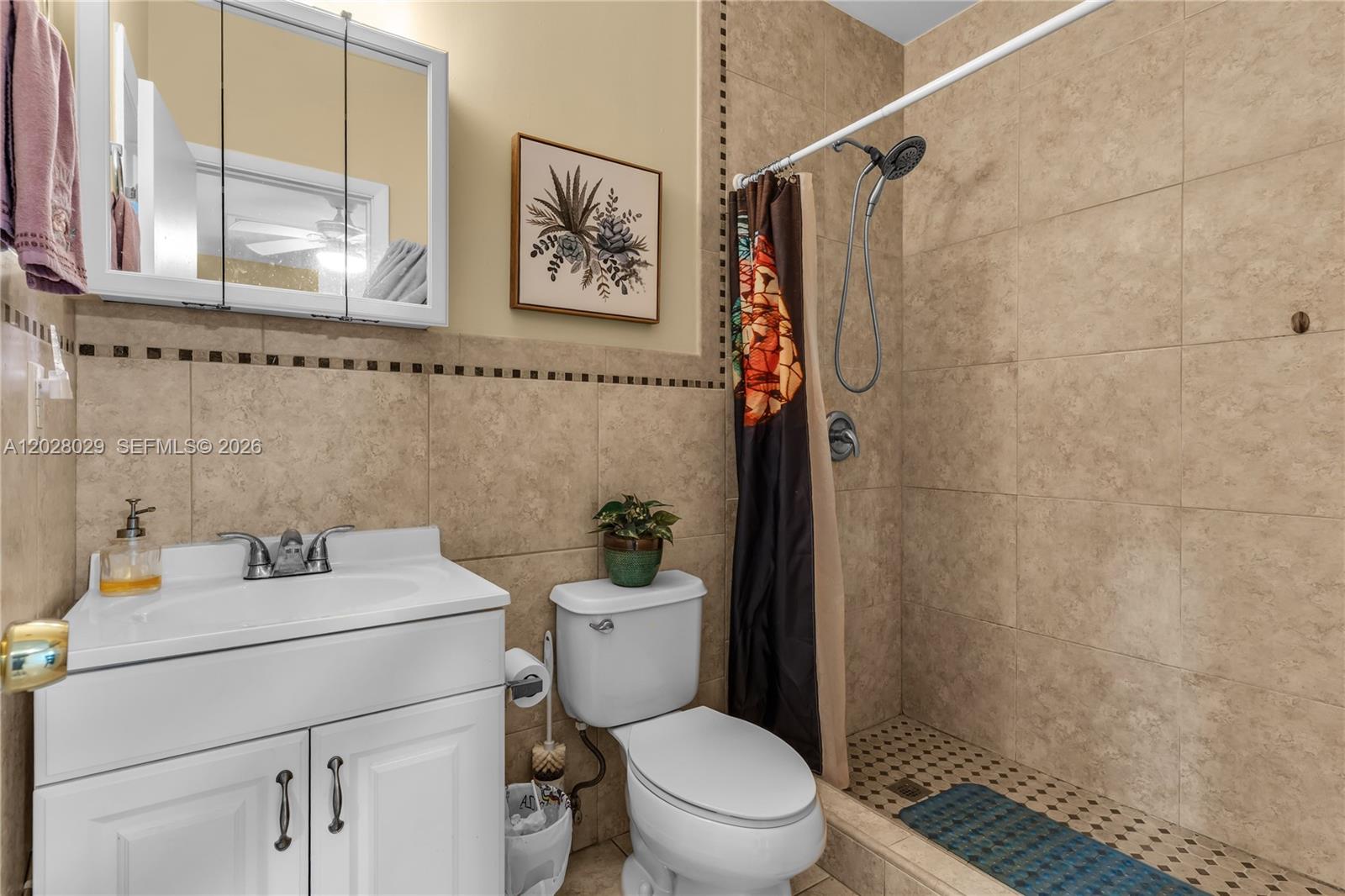 MEADOW WOOD MANOR SEC 6 - Residential