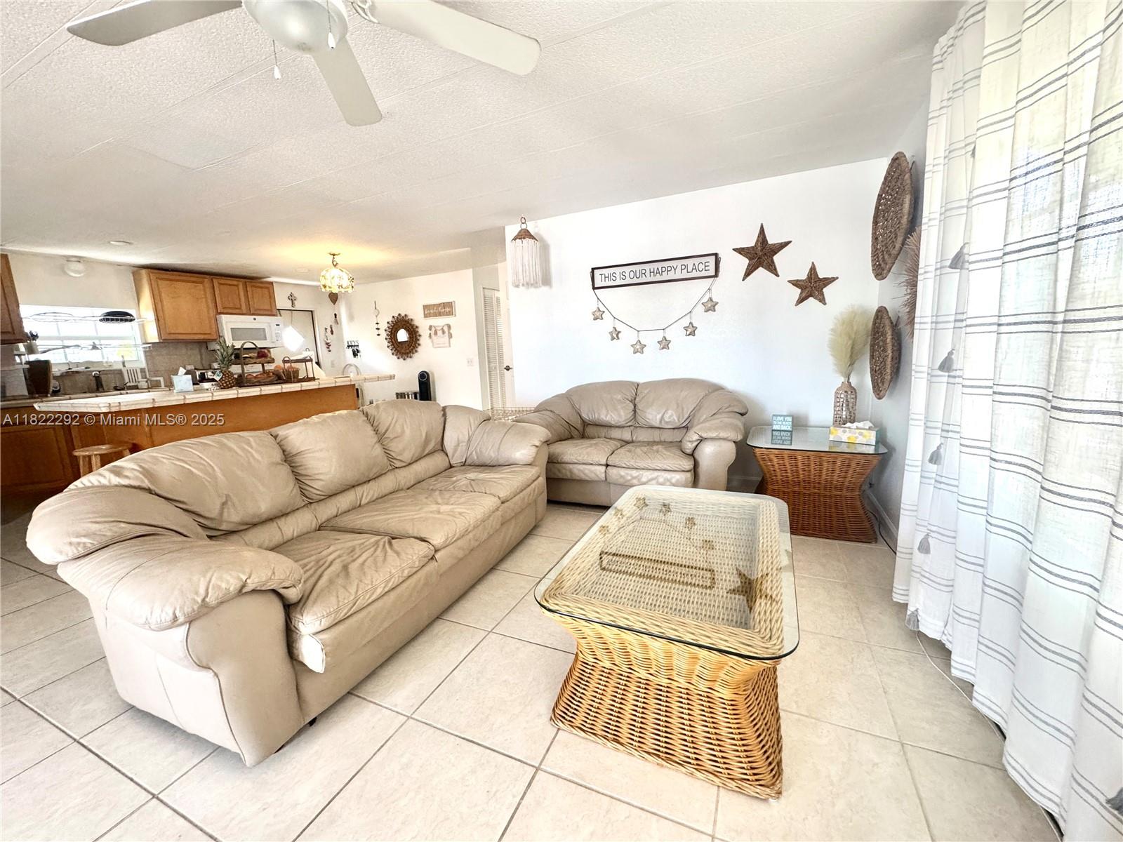 BLUE WATERS - Residential