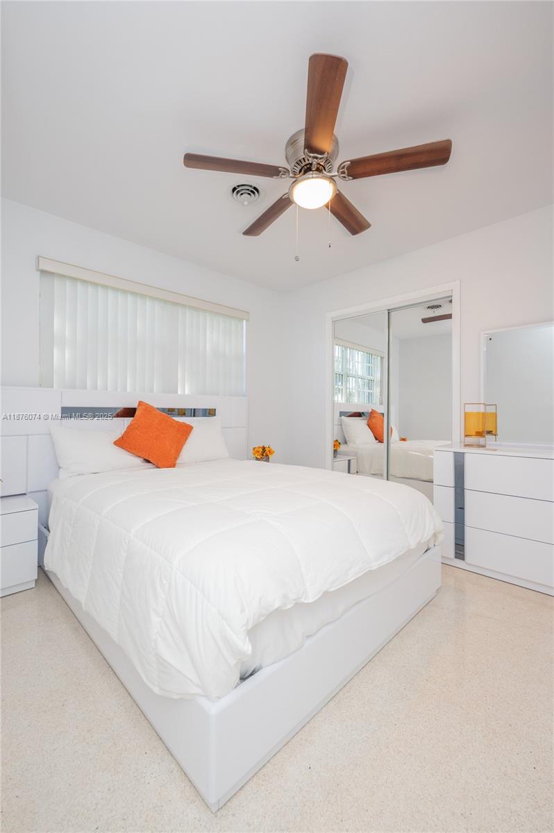 HOLLYWOOD HILLS - Residential Lease