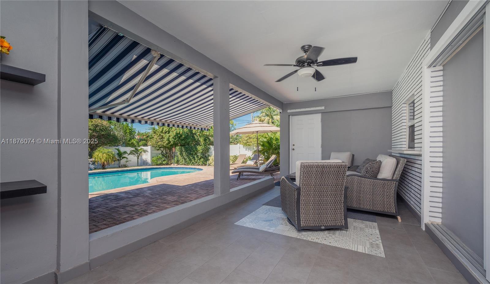 HOLLYWOOD HILLS - Residential Lease