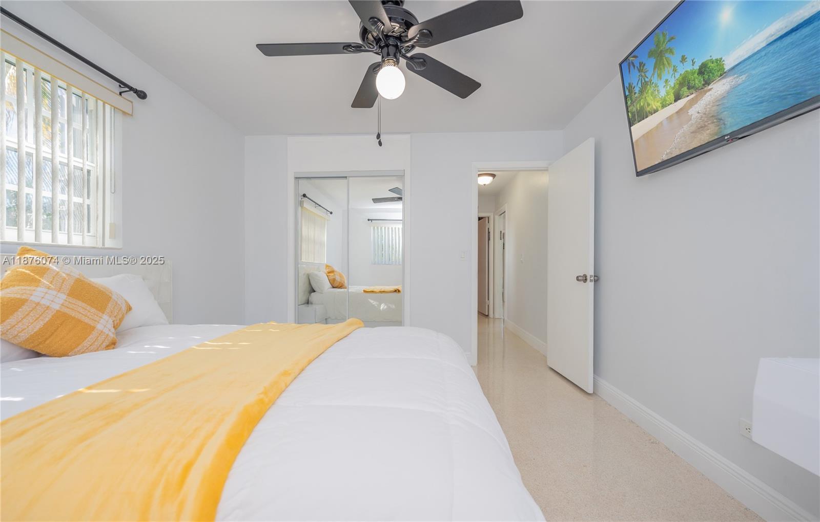 HOLLYWOOD HILLS - Residential Lease