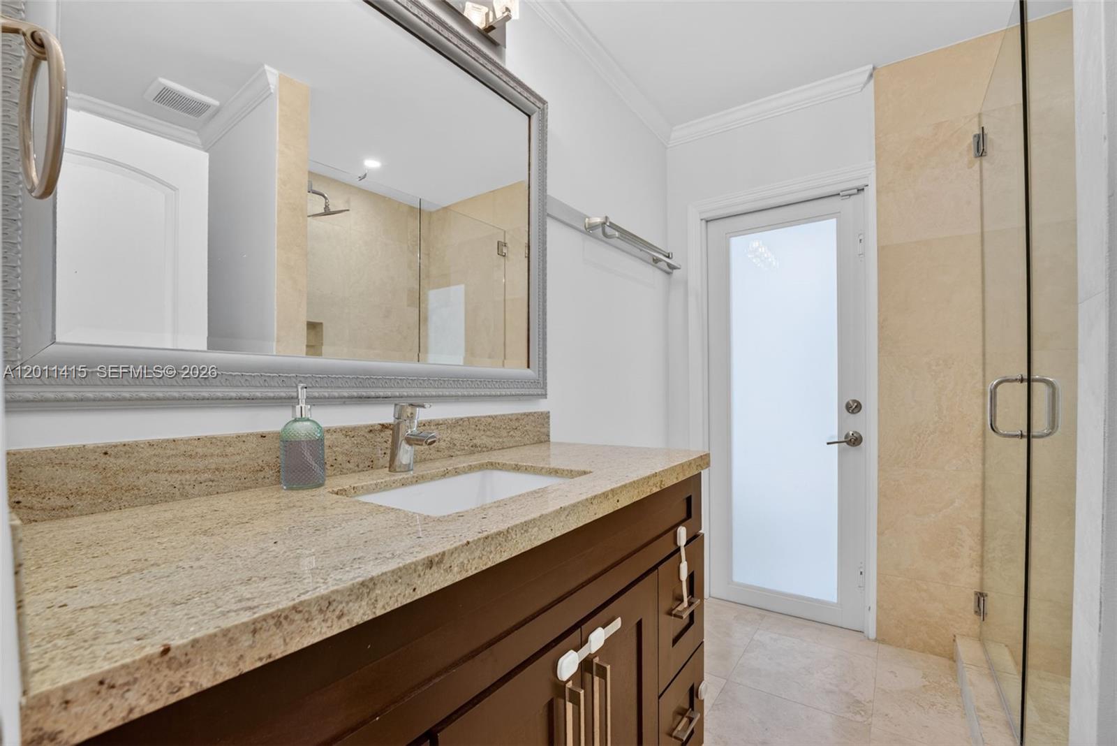CORAL SPRINGS COUNTRY CLU - Residential Lease