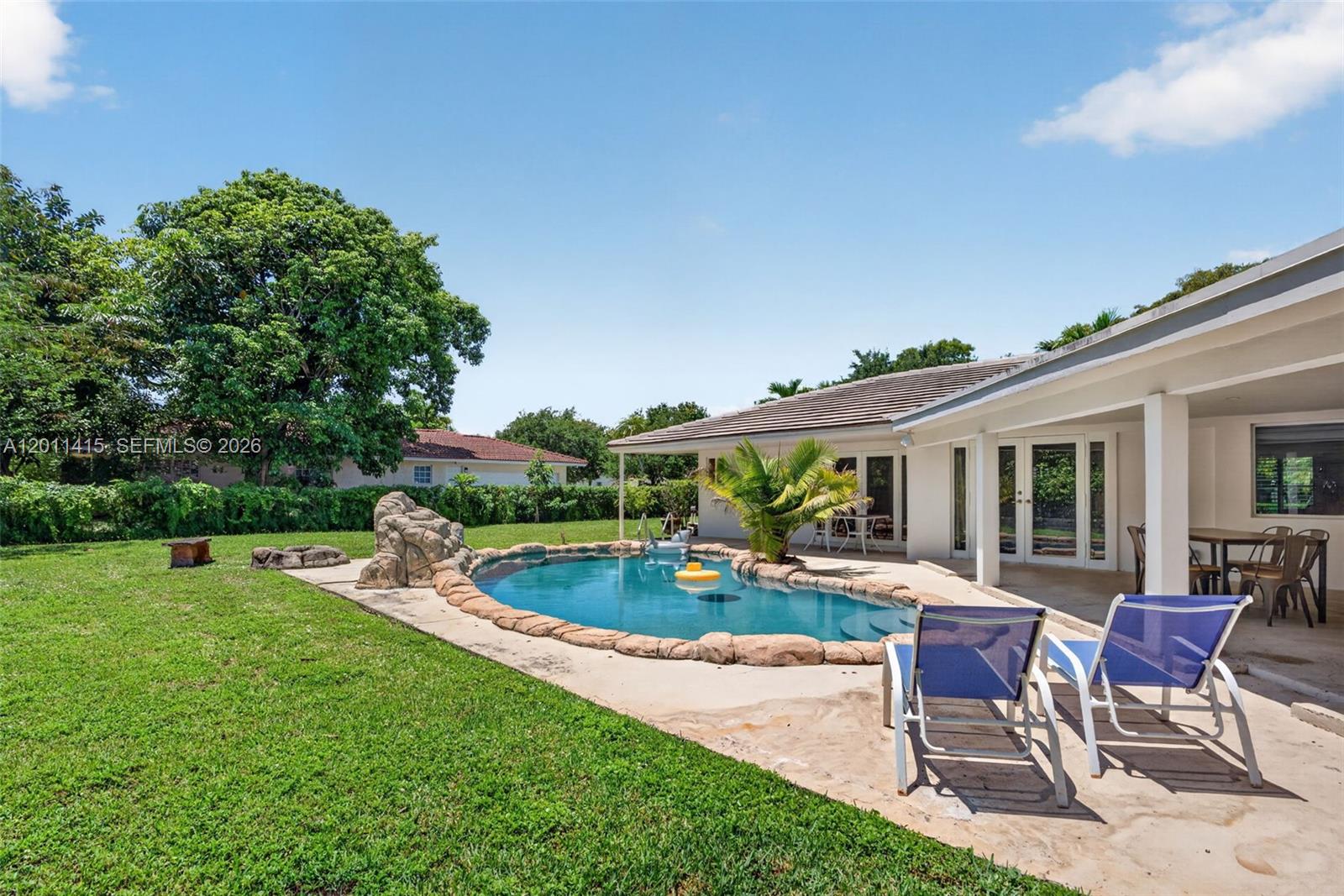 CORAL SPRINGS COUNTRY CLU - Residential Lease