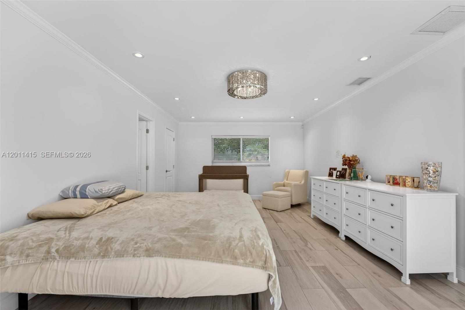 CORAL SPRINGS COUNTRY CLU - Residential Lease