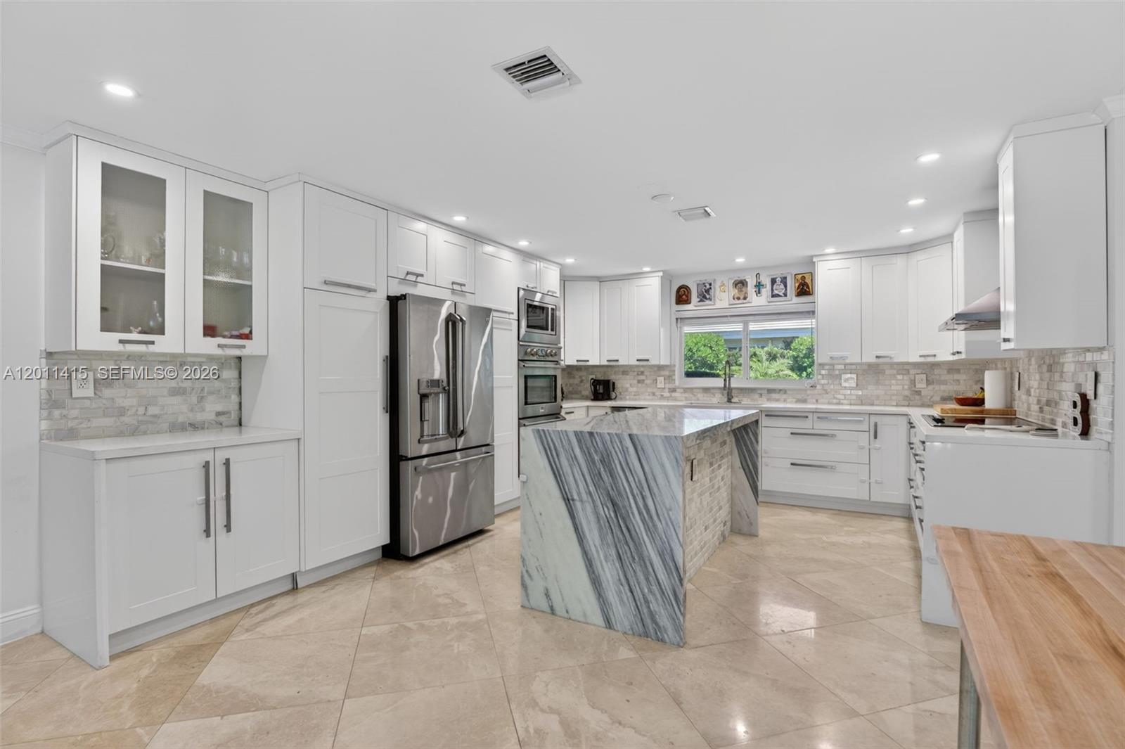 CORAL SPRINGS COUNTRY CLU - Residential Lease