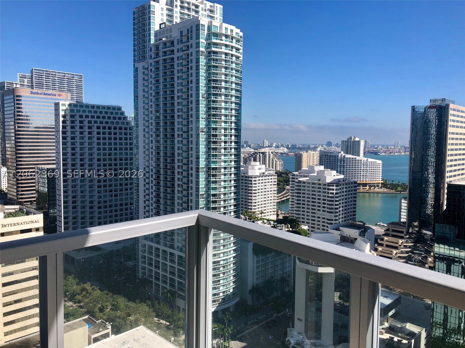 1050 BRICKELL AV 2904