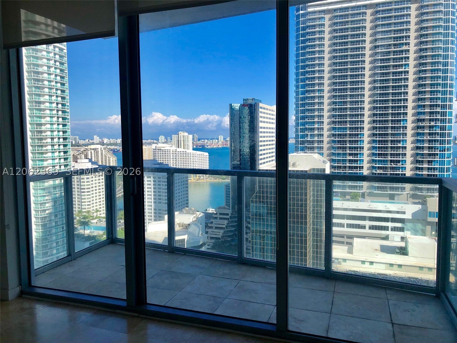 1050 BRICKELL AV 2904