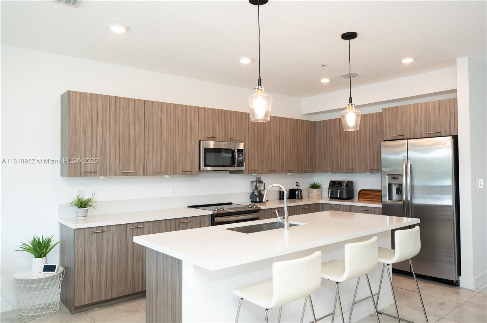 URBANA AT THE RESIDENCES - Residential Lease
