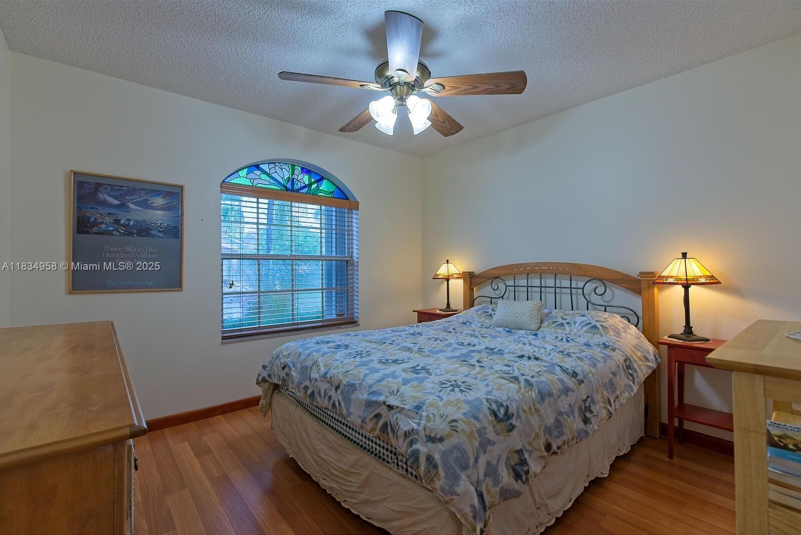 IVIS AT LOYOLA - Residential