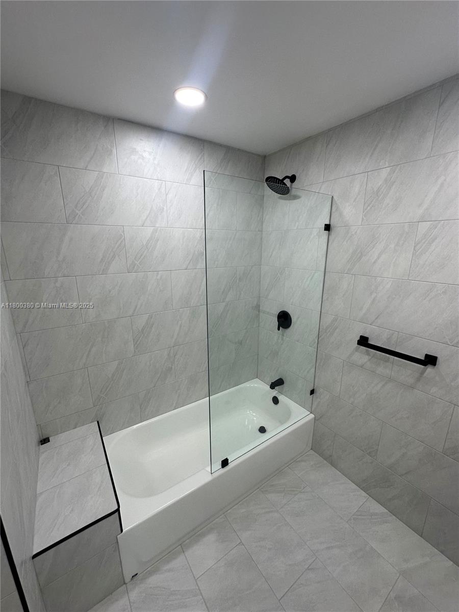10119 Costa Del Sol Blvd J-57B