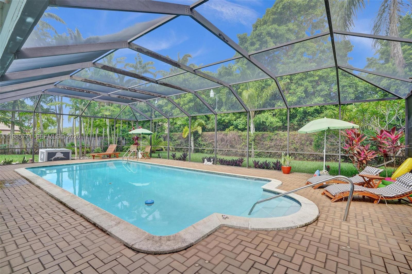 PINEWOOD FOREST - Residential