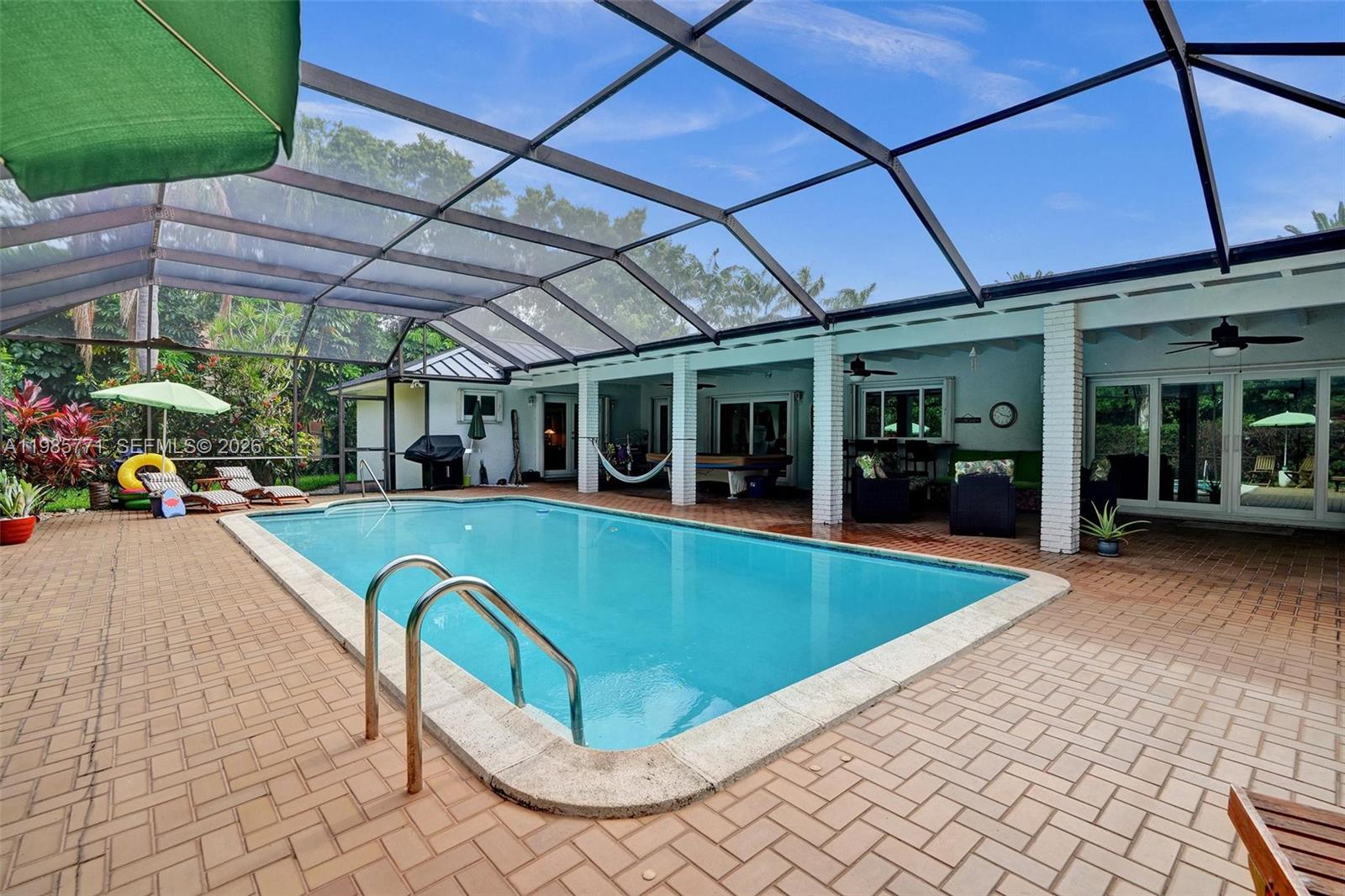 PINEWOOD FOREST - Residential