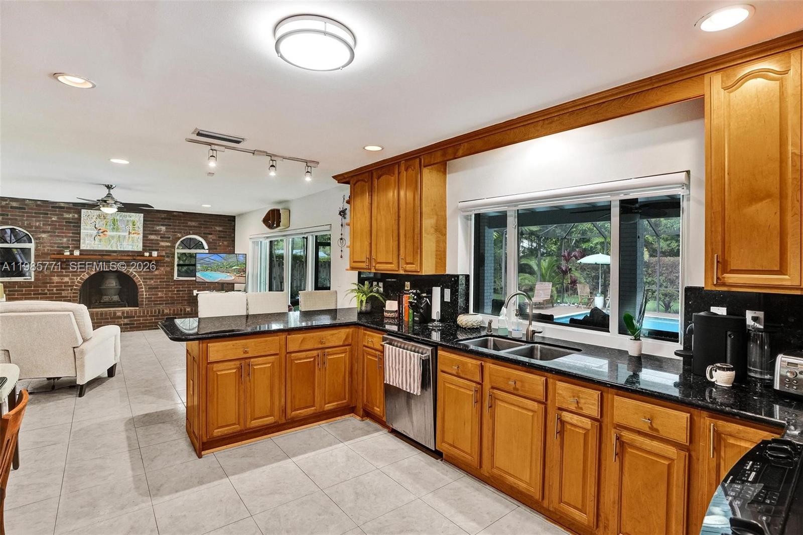 PINEWOOD FOREST - Residential