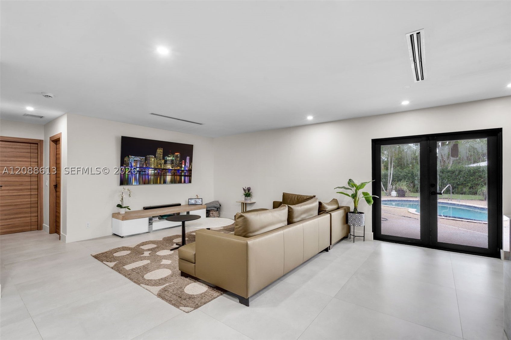 9900 NW 14th Ct