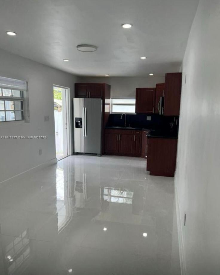 HIALEAH 5TH ADDN - Residential