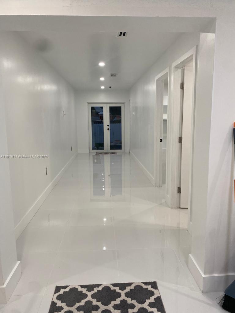 HIALEAH 5TH ADDN - Residential