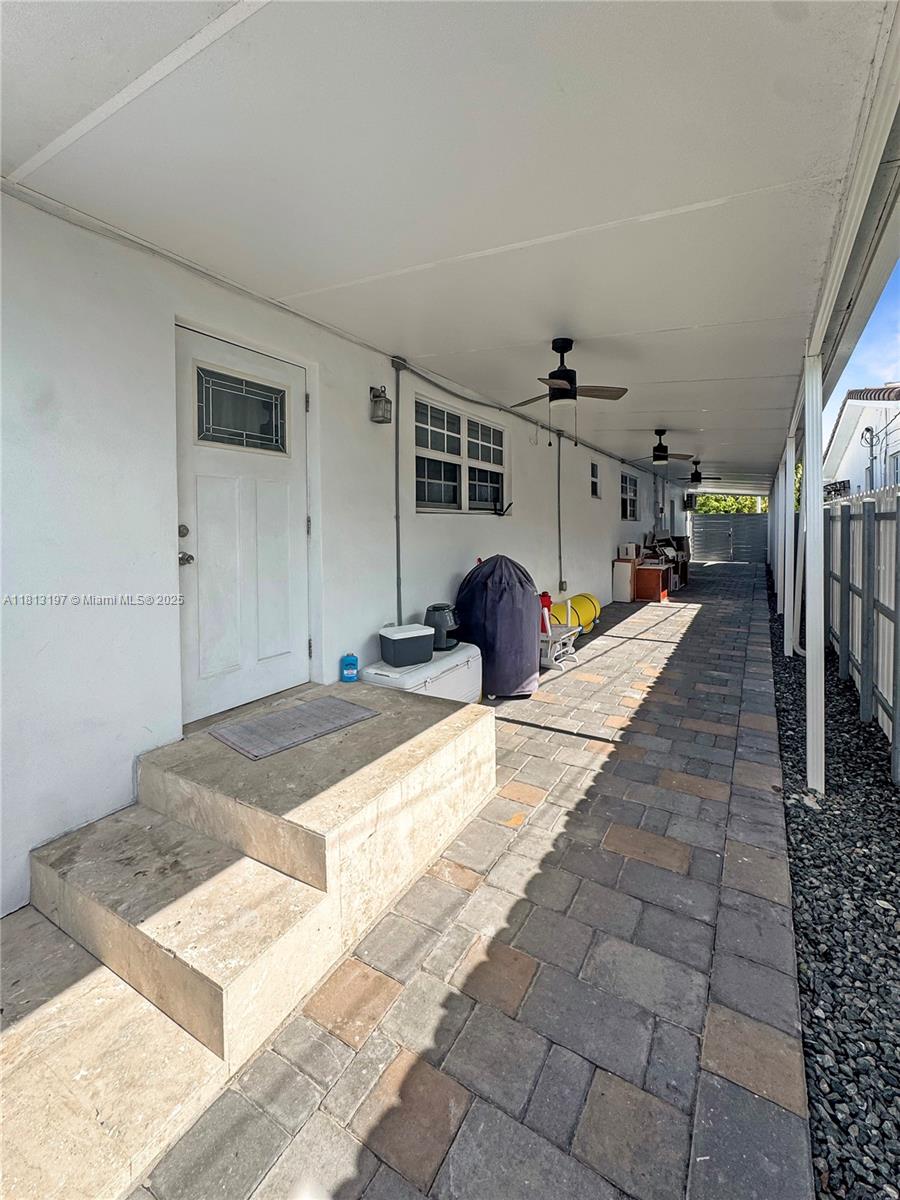 HIALEAH 5TH ADDN - Residential