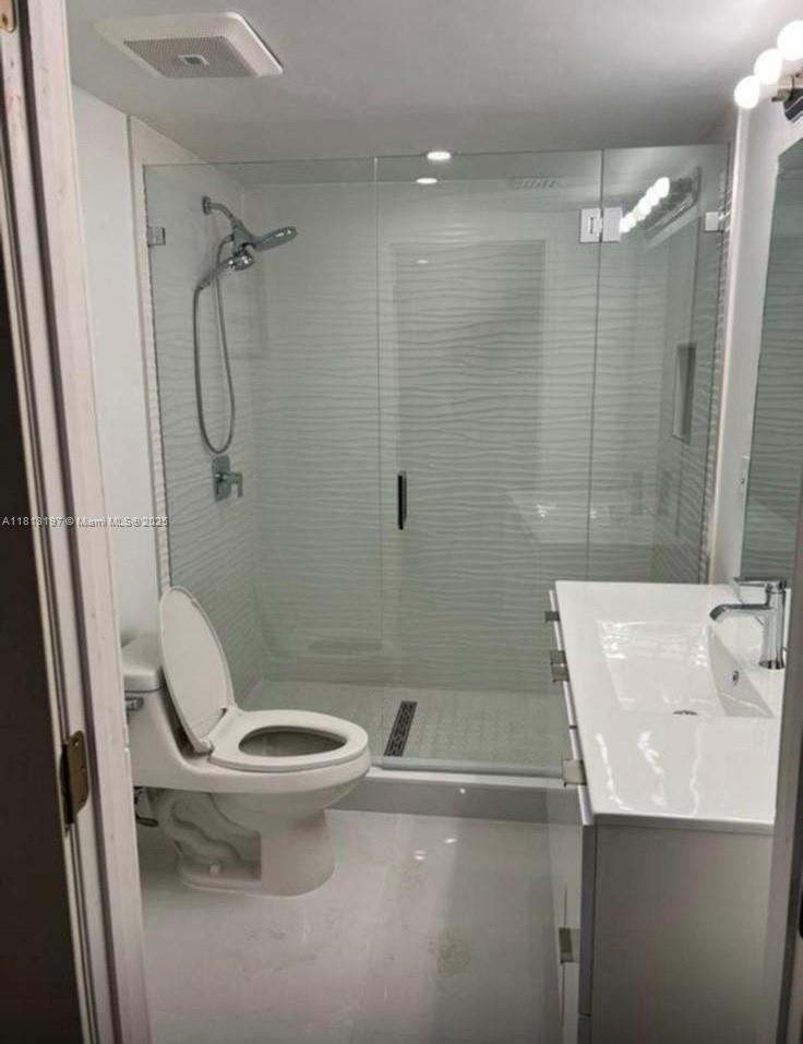 HIALEAH 5TH ADDN - Residential