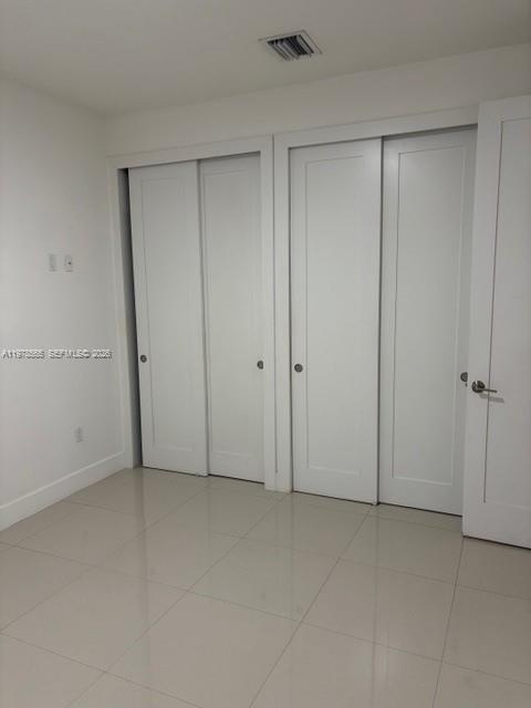 TROPICAL ESTS - Residential Lease