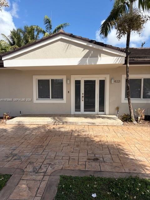 TROPICAL ESTS - Residential Lease