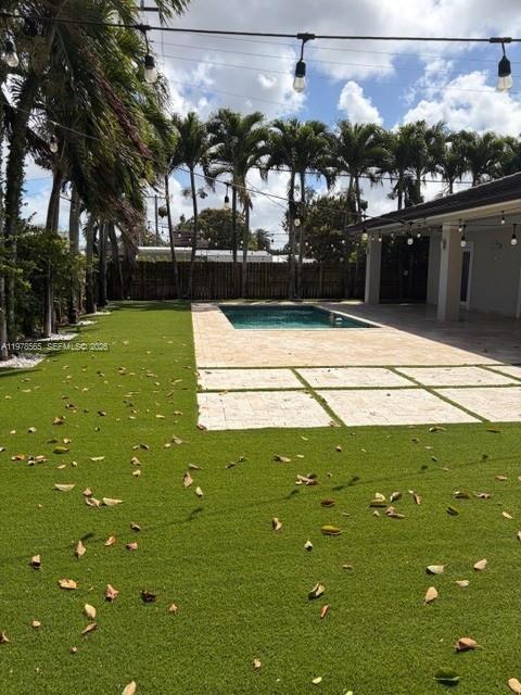 TROPICAL ESTS - Residential Lease