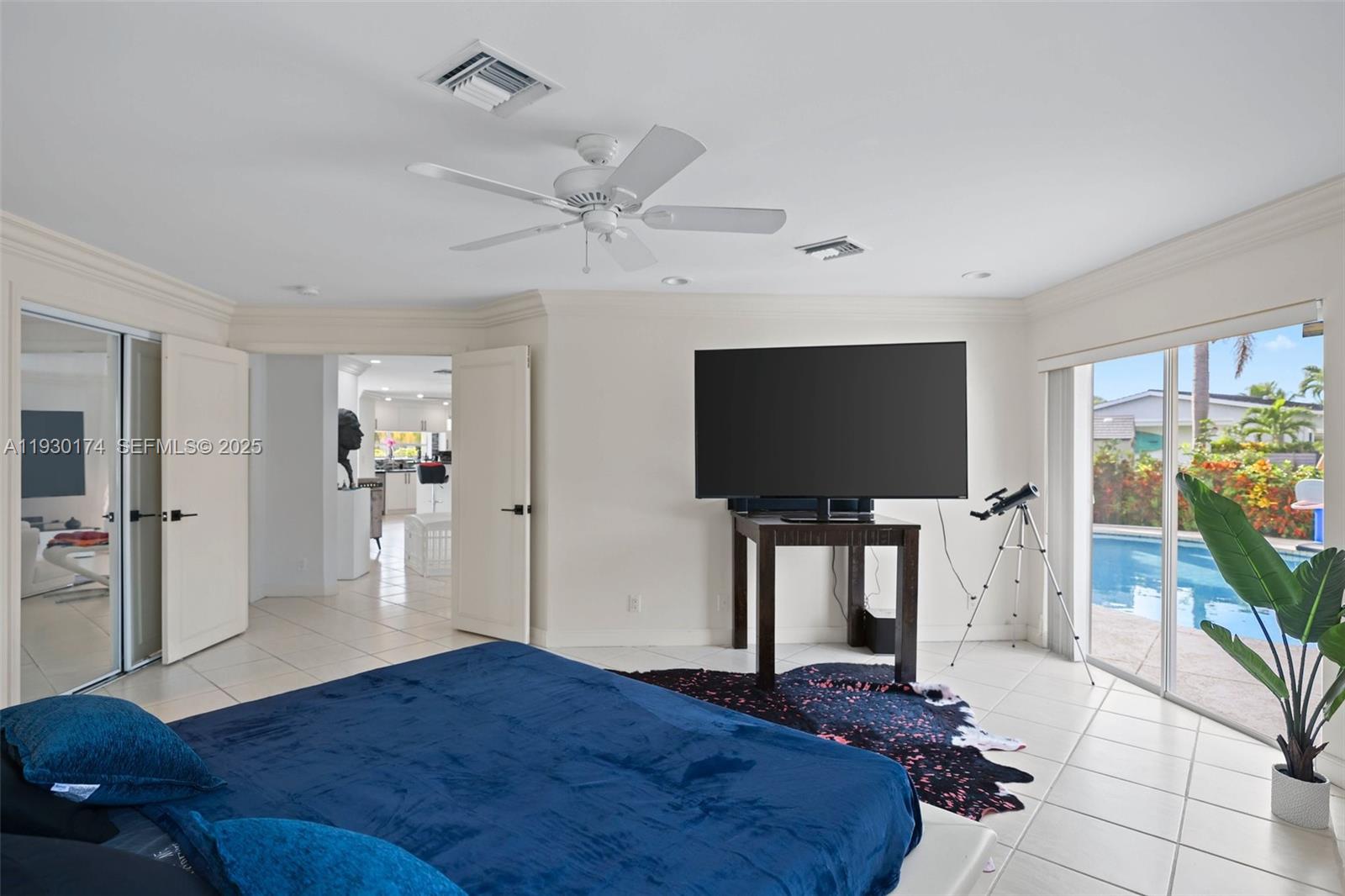 CORAL KEY VILLAS 3RD SEC - Residential