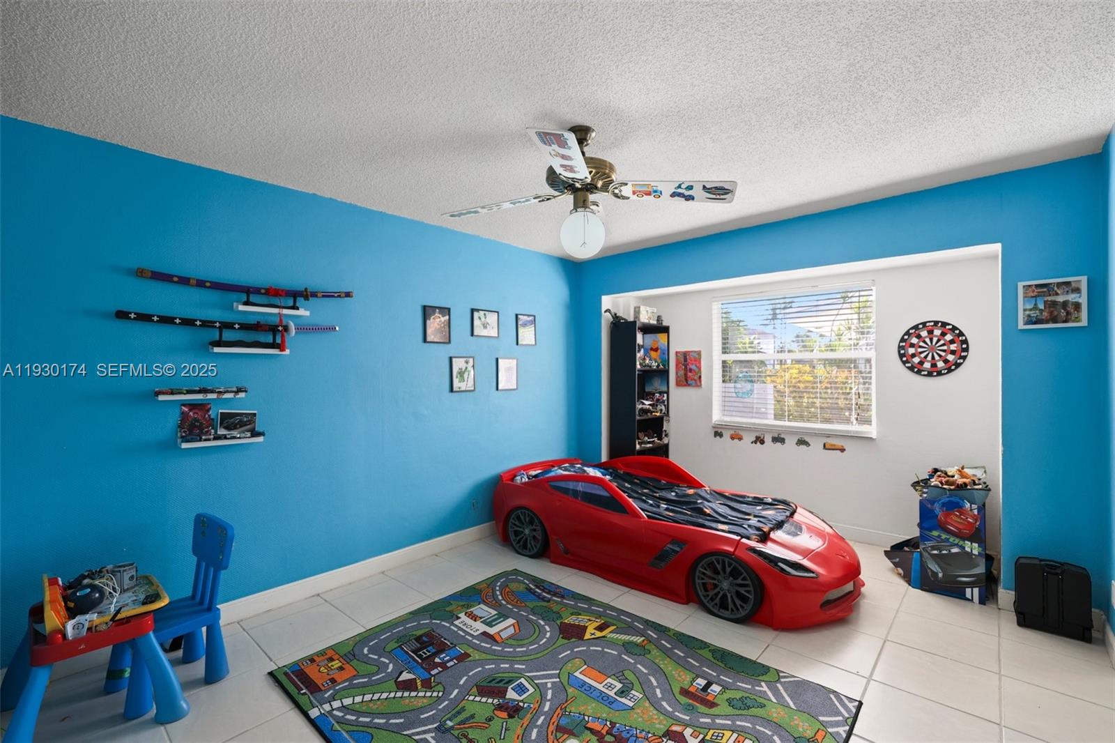 CORAL KEY VILLAS 3RD SEC - Residential