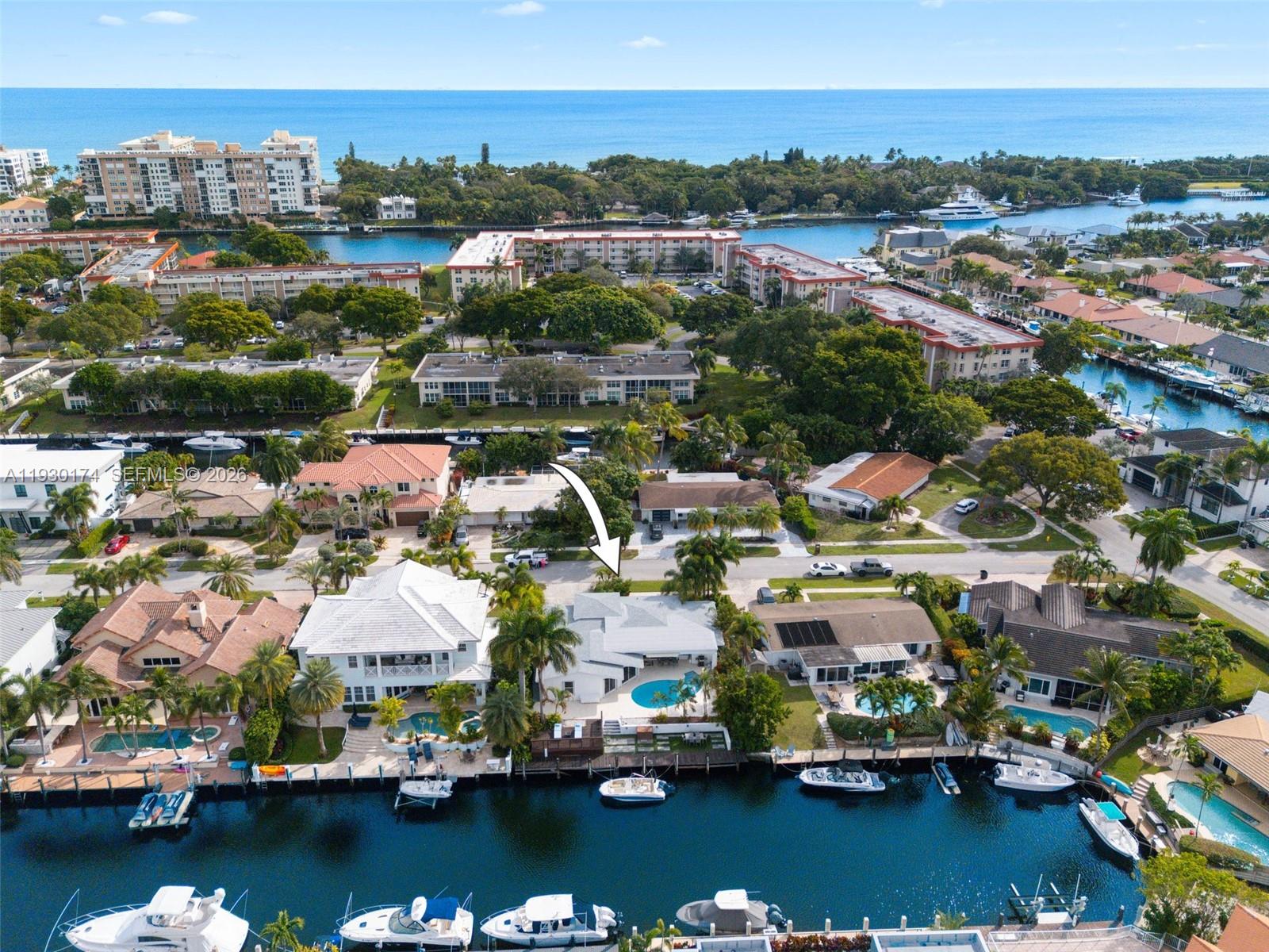 CORAL KEY VILLAS 3RD SEC - Residential