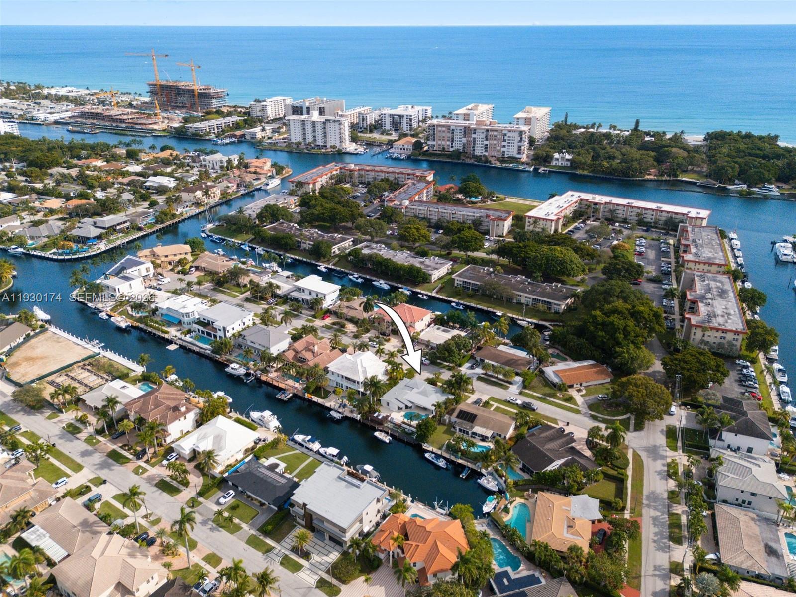 CORAL KEY VILLAS 3RD SEC - Residential