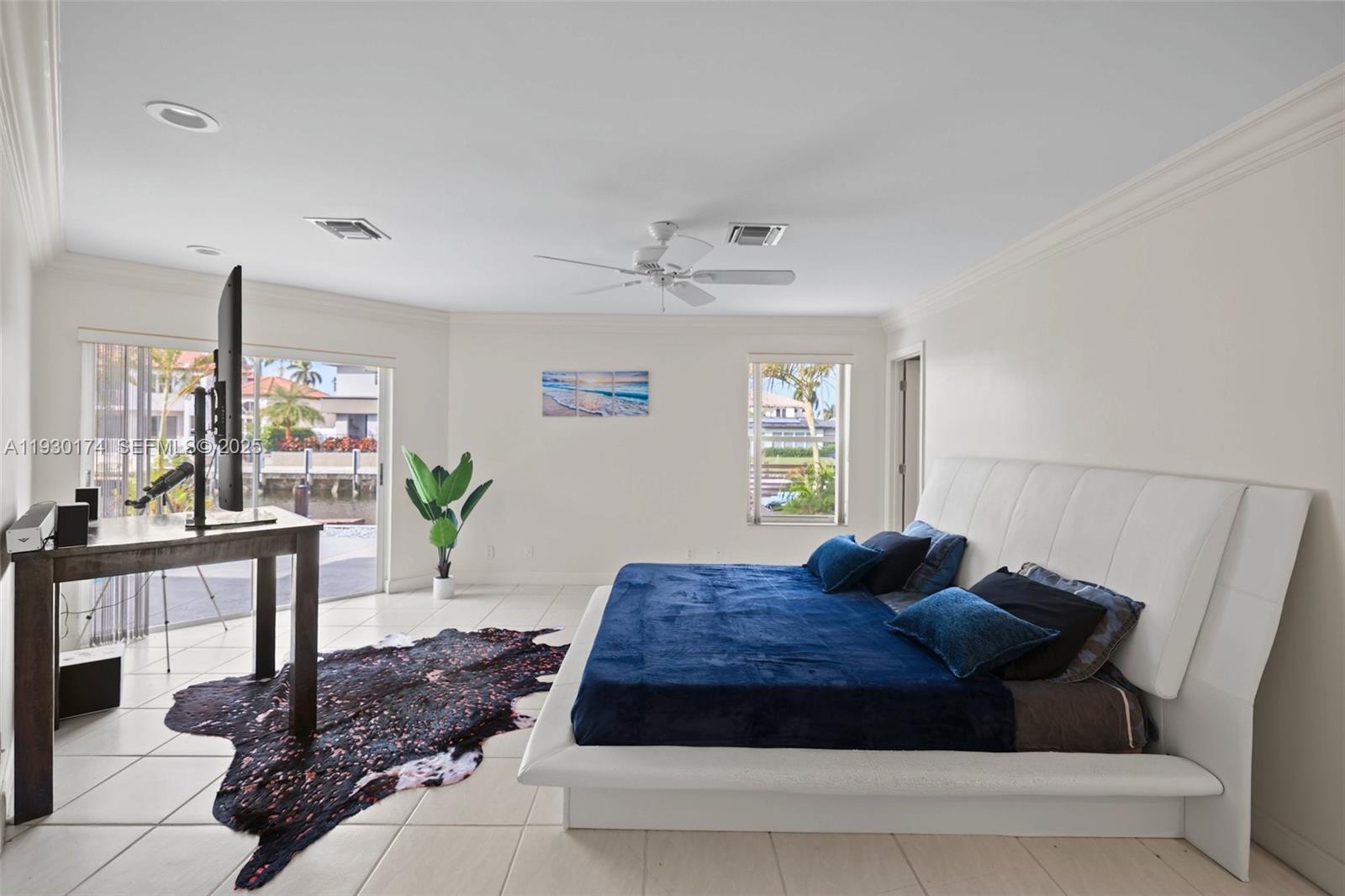 CORAL KEY VILLAS 3RD SEC - Residential