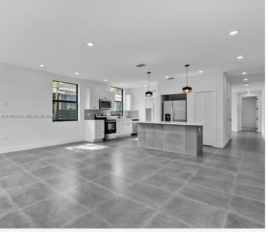 CENTRAL PARK - Residential Lease