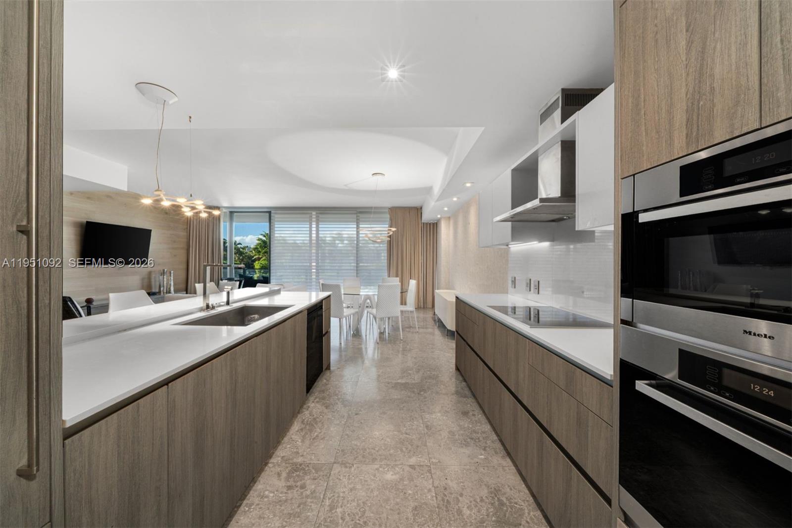 OCEANA KEY BISCAYNE CONDO - Residential