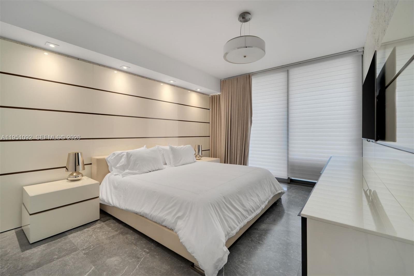 OCEANA KEY BISCAYNE CONDO - Residential