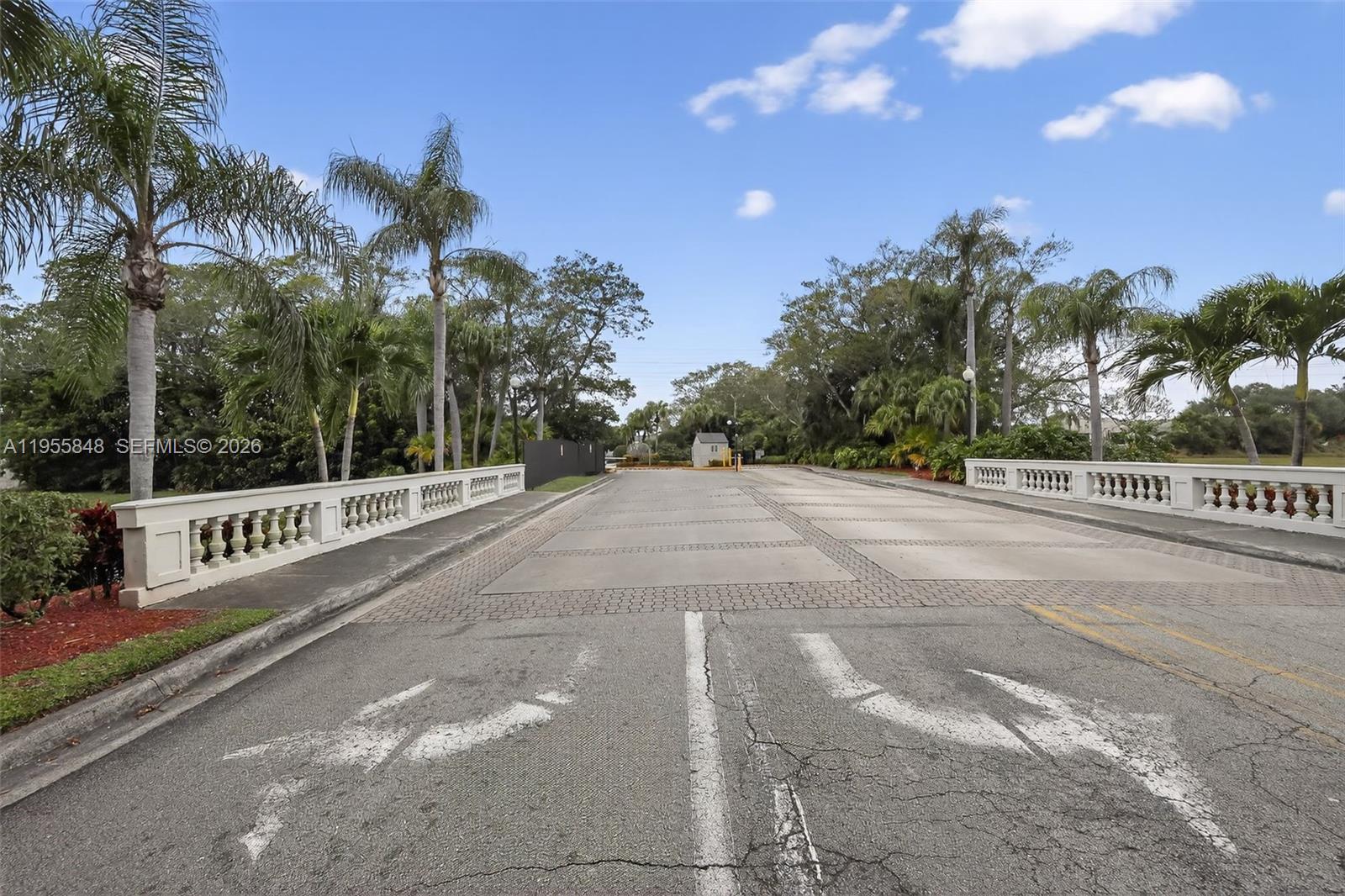 PALM CLUB VILLAGE I CONDO - Residential