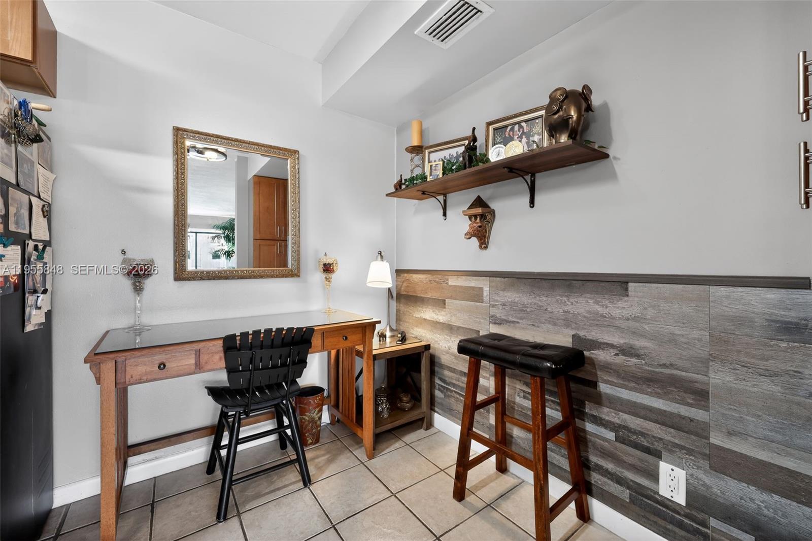 PALM CLUB VILLAGE I CONDO - Residential