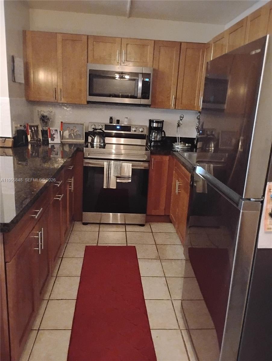 PALM CLUB VILLAGE I CONDO - Residential