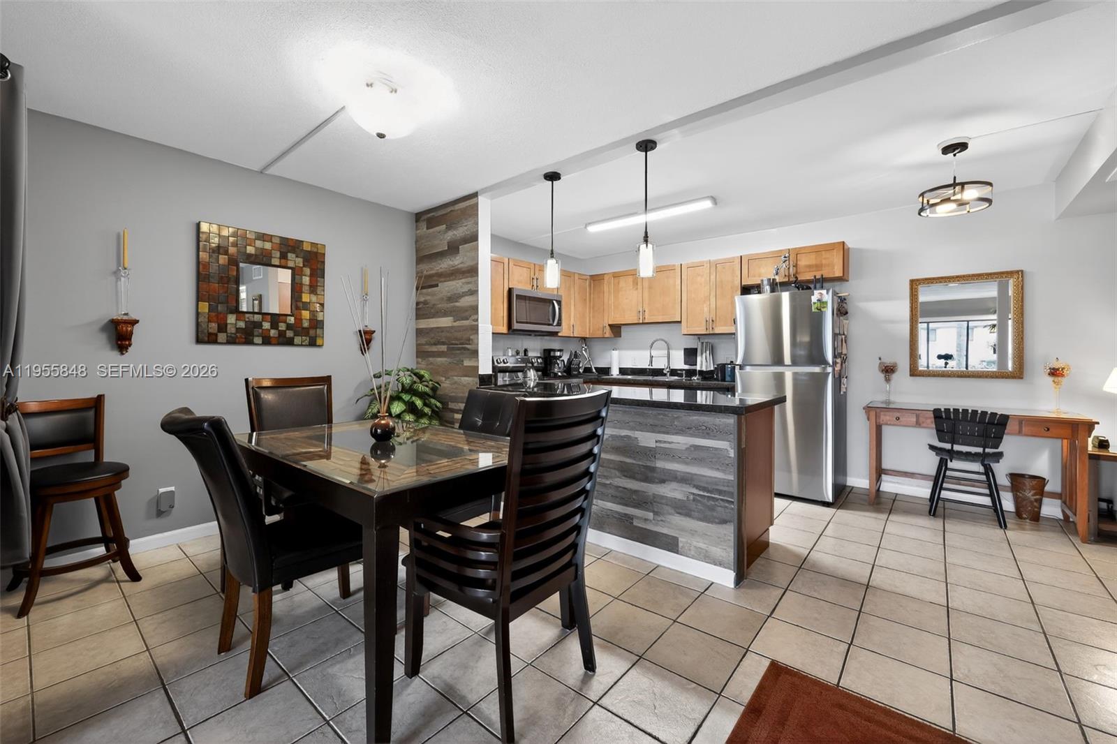 PALM CLUB VILLAGE I CONDO - Residential