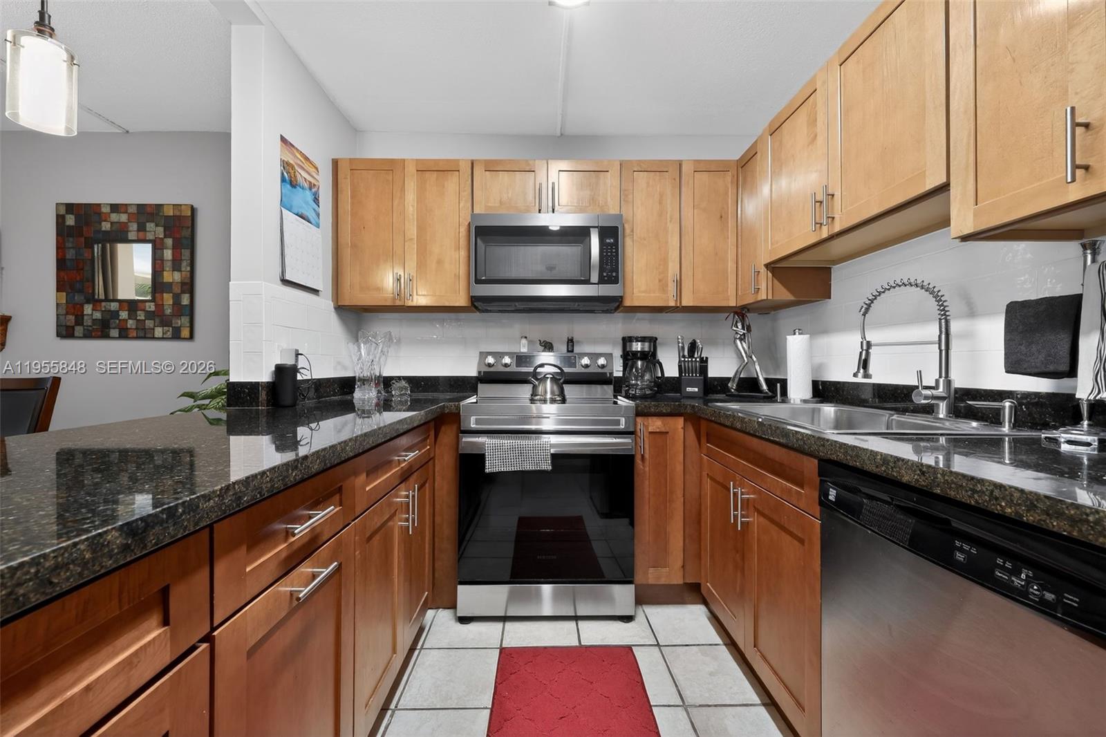 PALM CLUB VILLAGE I CONDO - Residential