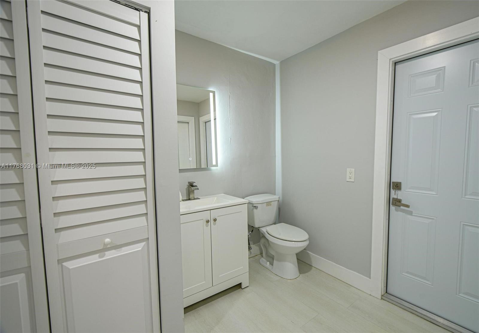 HOLLYWOOD HEIGHTS ADD SEC - Residential