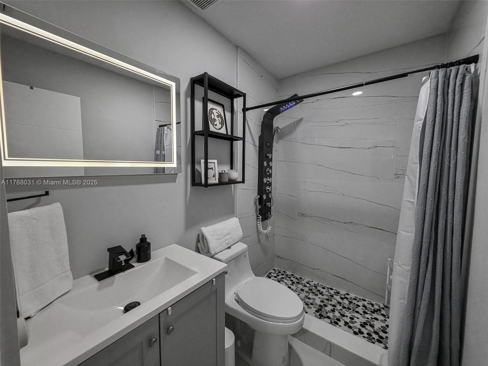 HOLLYWOOD HEIGHTS ADD SEC - Residential
